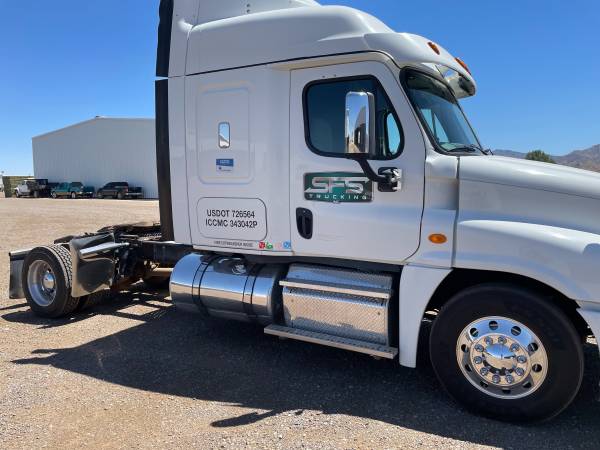 2014 Freightliner Cascadia for sale in Tolleson, AZ – photo 2