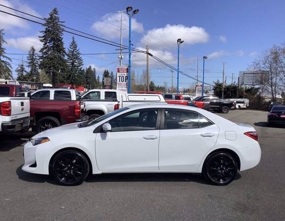 2017 Toyota Corolla LE - - by dealer - vehicle for sale in Lynnwood, WA – photo 3