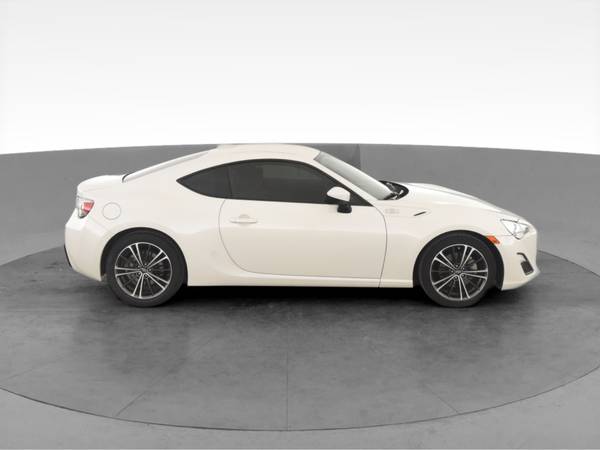 2015 Scion FRS Coupe 2D coupe White - FINANCE ONLINE - cars & trucks... for sale in Arlington, District Of Columbia – photo 13