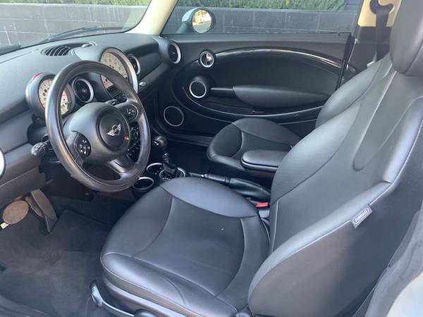 2013 Mini Cooper Hatch 90,200 miles - WE FINANCE ZERO DOWN!!!oac -... for sale in North Hollywood, CA – photo 2