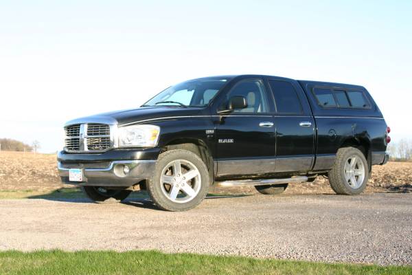 2008 Ram 1500 Quad Cab 4x4 with 5 7 MDS Hemi V8 - - by for sale in Cokato, MN – photo 24