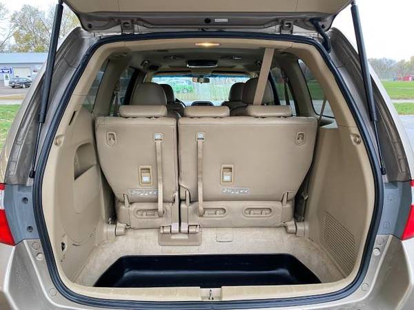 2005 Honda Odyssey EX w/ Leather - cars & trucks - by dealer -... for sale in Adel, IA – photo 9