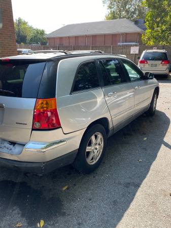 2006 Chrysler Pacifica Touring SUV Silver (Best Offer) for sale in Silver Spring, District Of Columbia – photo 2