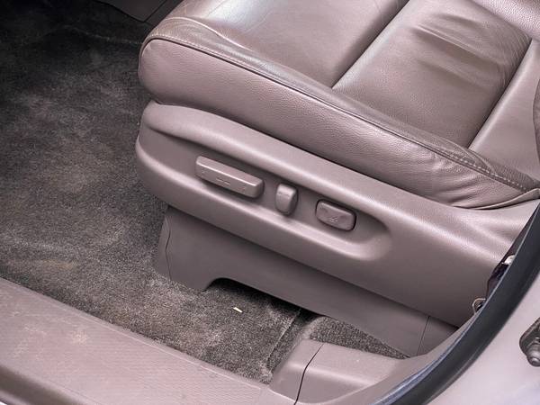 2012 Honda Odyssey EX-L Minivan 4D van Silver - FINANCE ONLINE -... for sale in Atlanta, NV – photo 24