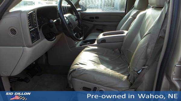 2005 Chevy Suburban LT - cars & trucks - by dealer - vehicle... for sale in Wahoo, NE – photo 9