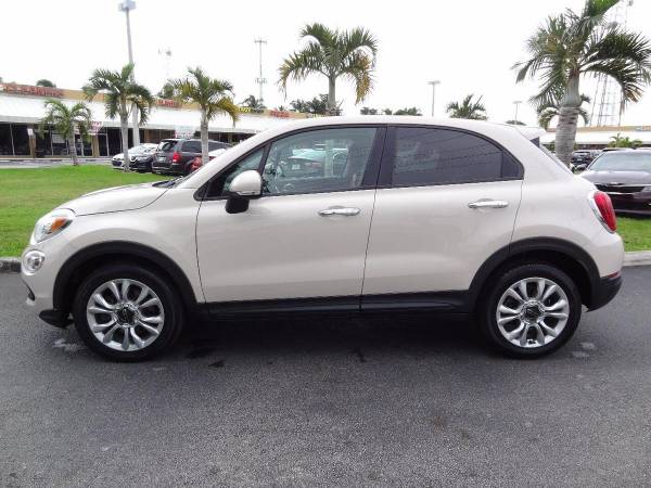 2016 FIAT 500X Easy 4dr Crossover - cars & trucks - by dealer -... for sale in Miami, FL – photo 2