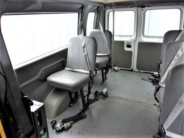 2008 FORD E 250 SUPER DUTY EXTENDED WHEELCHAIR VAN HANDICAP - cars & for sale in Brentwood, MA – photo 22
