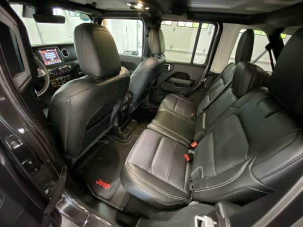 2020 Jeep Wrangler Unlimited Sahara 4x4 4dr SUV - cars & trucks - by... for sale in Eldridge, IA – photo 18