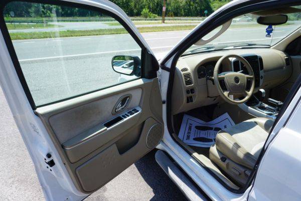 2005 Mercury Mariner Luxury 4WD - ALL CREDIT WELCOME! for sale in Roanoke, VA – photo 16