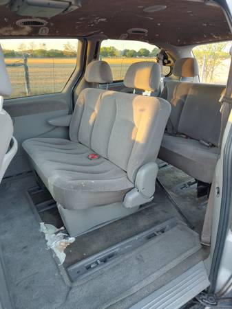 2001 Dodge Grand Caravan - cars & trucks - by owner - vehicle... for sale in New Braunfels, TX – photo 10