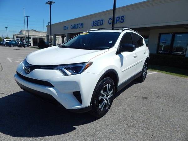 2018 Toyota RAV4 LE - - by dealer - vehicle automotive for sale in Tulsa, OK – photo 7