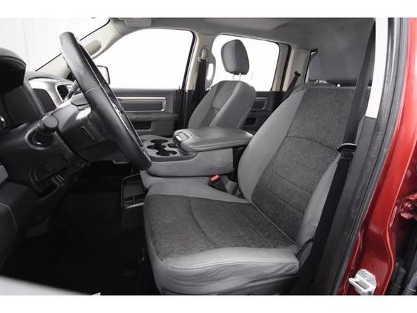 2013 Ram 1500 truck Outdoorsman 4WD Crew Cab $0.00 PER MONTH! - cars... for sale in Rockford, IL – photo 5