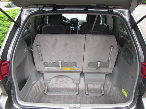 2005 Toyota Sienna LE 7 Passenger - - by dealer for sale in Shoreline, WA – photo 16