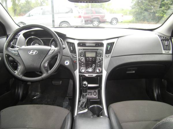 2011 Hyundai Sonata SE SALE PRICED!!! for sale in Wautoma, WI – photo 14