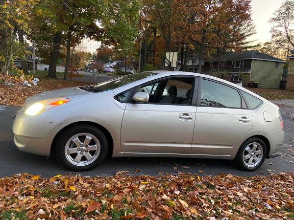Southern PA Prius very clean - cars & trucks - by owner - vehicle... for sale in Albany, NY – photo 6