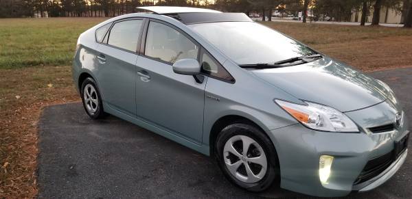 2012 Toyota Prius #5 (Sunroof, Leather, Navi & Camera) We Finance! -... for sale in Fredericksburg, VA – photo 4