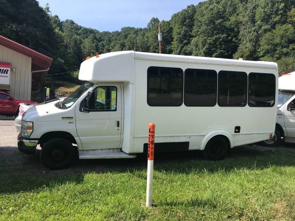 Commercial Buses for sale in Prestonsburg, KY – photo 10