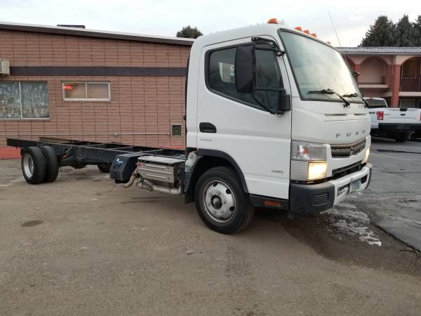 2015 Mitsubishi Fuso FEC72S - - by dealer - vehicle for sale in Billings, MT – photo 3