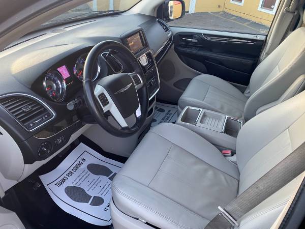 2013 CHRYSLER TOWN AND COUNTRY TOURING**FULLY LOADED*LOW... for sale in Wheat Ridge, CO – photo 20
