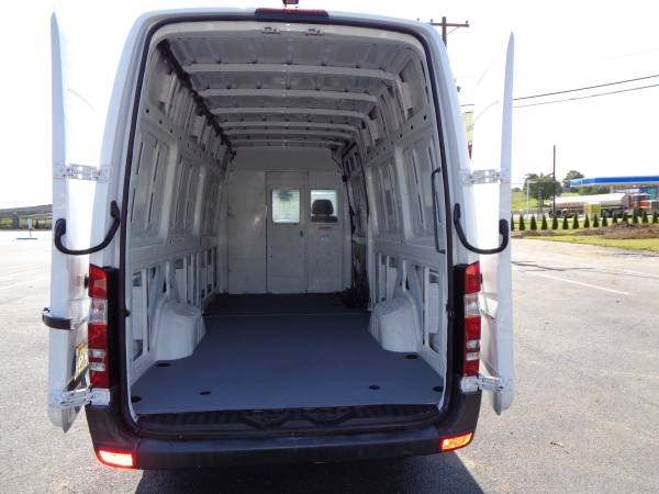 2014 FREIGHTLINER SPRINTER 2500 170WB HIGH TOP CARGO! MORE AFFORDABLE! for sale in Palmyra, PA – photo 23