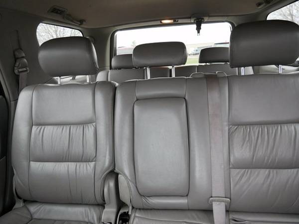 2005 Toyota Sequoia SR5 - - by dealer - vehicle for sale in Cambridge, MN – photo 19