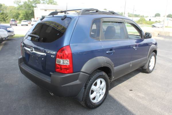 2005 Hyundai Tucson 4WD - 81K miles - cars & trucks - by dealer -... for sale in New Castle, OH – photo 8