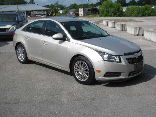 2013 CHEVY CRUZE ECO...4CYL 6SPD MANAUL..ENJOY 4O+ MPG!!!! for sale in Knoxville, TN – photo 4