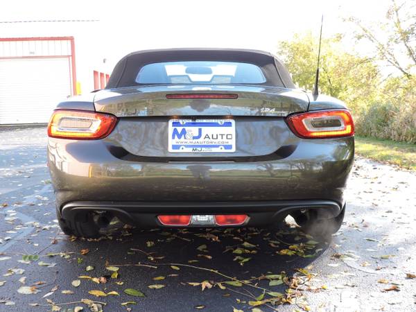 2017 Fiat 124 Spider Classica Convertible - - by for sale in Hartford, WI – photo 6