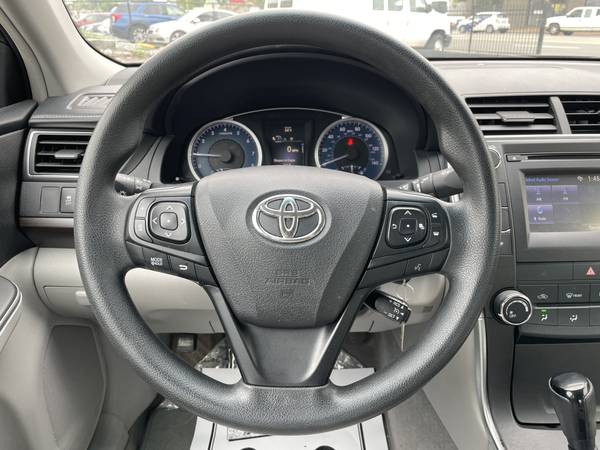 2017 TOYOTA CAMRY LE - - by dealer - vehicle for sale in Nashville, KY – photo 11