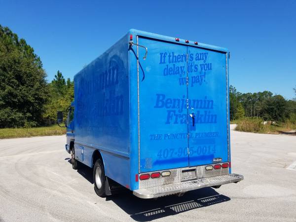 2007 Mitsubishi Sterling Fuso Diesel Automatic 12 Foot Box Cold AC CD for sale in Palm Coast, FL – photo 8