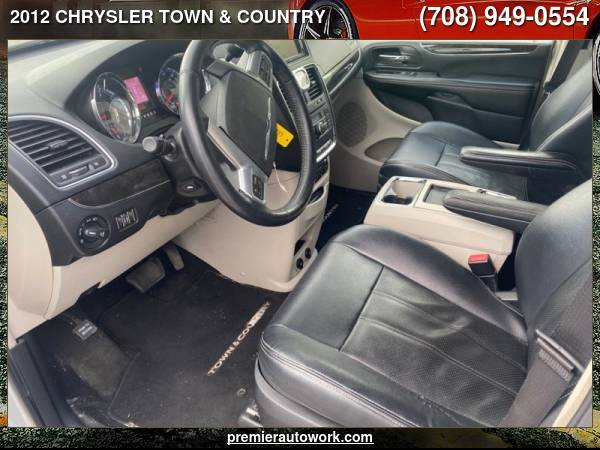2012 CHRYSLER TOWN & COUNTRY TOURING L - - by dealer for sale in Alsip, IL – photo 14