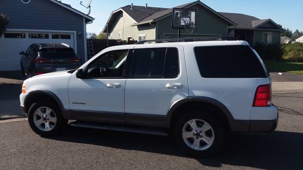 2004 Ford Explorer for sale in Grants Pass, OR – photo 2