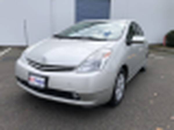 2005 Toyota Prius - Financing Available! - cars & trucks - by dealer... for sale in Woodinville, WA – photo 2