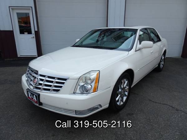 2011 Cadillac DTS Luxury Collection - cars & trucks - by dealer -... for sale in Waterloo, IA – photo 2