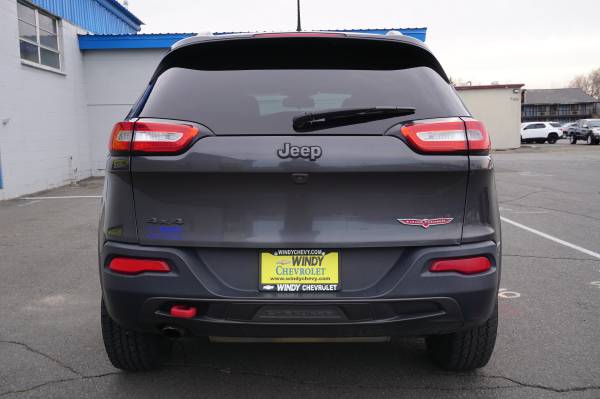 2016 Jeep Cherokee Trailhawk 4X4 CLEARANCE - - by for sale in Portland, WA – photo 6