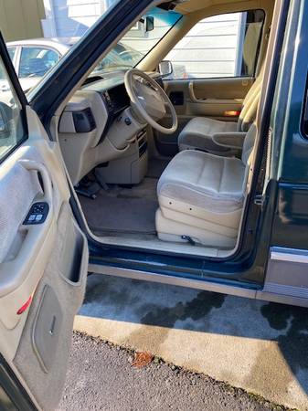 Plymouth Grand Voyager LE - cars & trucks - by owner - vehicle... for sale in Bellingham, WA – photo 3