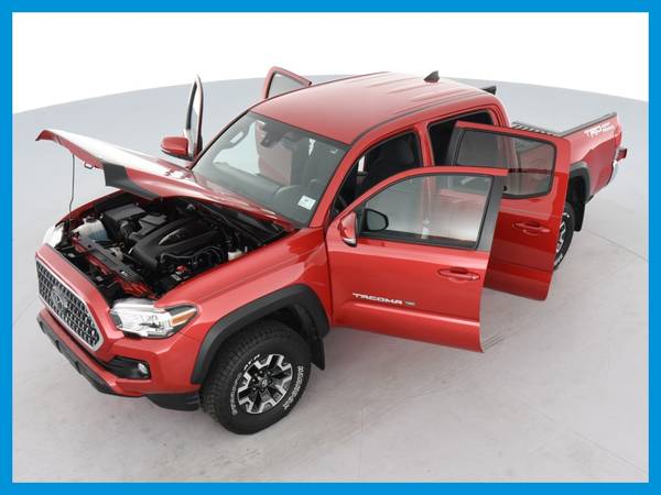 2018 Toyota Tacoma Double Cab TRD Off-Road Pickup 4D 5 ft pickup Red for sale in Fort Myers, FL – photo 15