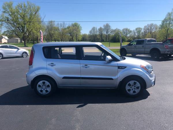 2013 Kia Soul 5dr Wgn Man Base - - by dealer - vehicle for sale in Other, KY – photo 2