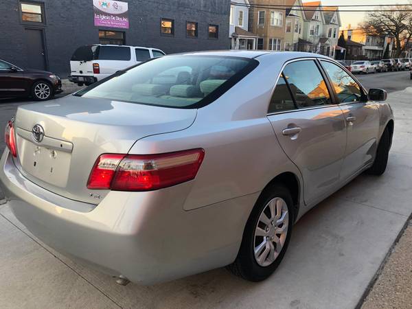 Toyota Camry LE 2007 - cars & trucks - by owner - vehicle automotive... for sale in Chicago, IL – photo 5