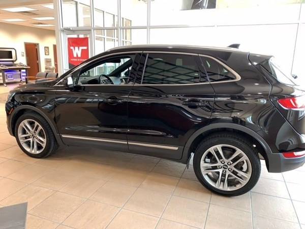 2017 Lincoln MKC Reserve - - by dealer - vehicle for sale in Boone, IA – photo 9