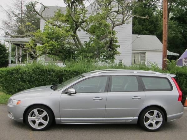 Volvo V70R Design Wagon Rare - cars & trucks - by owner - vehicle... for sale in Edgewater, VT – photo 17