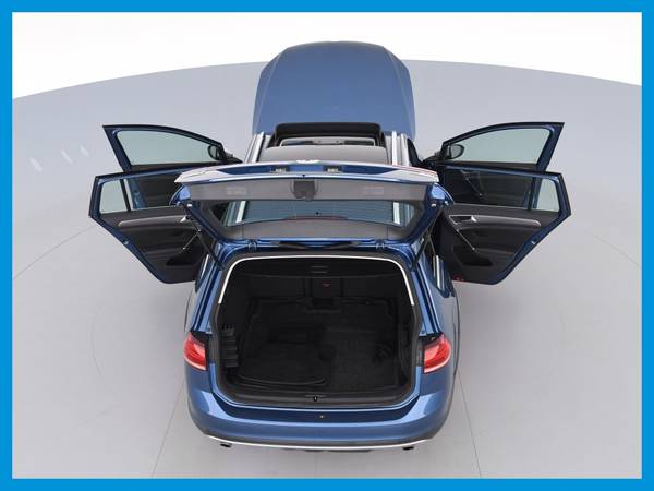 2018 VW Volkswagen Golf Alltrack TSI SE Wagon 4D wagon Blue for sale in La Jolla, CA – photo 18