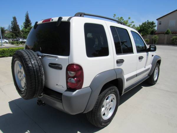 2005 JEEP LIBERTY SPORT SUV 4WD - - by dealer for sale in Other, CA – photo 7