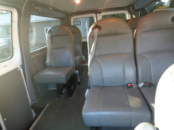 2014 Ford E-250 3/4 Ton Passenger Cargo Van Low Miles 1-Owner Clean... for sale in Hampton Falls, MA – photo 19