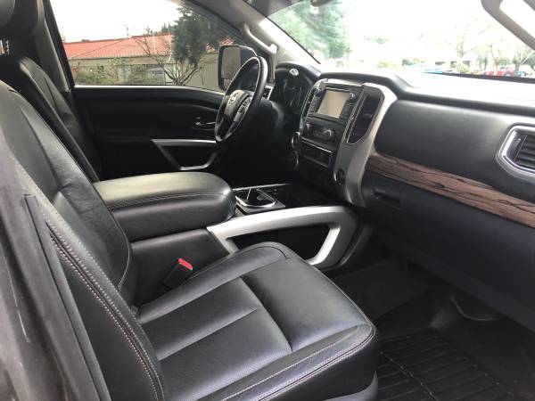 2016 Nissan Titan XD SL Crew Cab - Diesel, Navi, Leather, Loaded for sale in Kirkland, WA – photo 14
