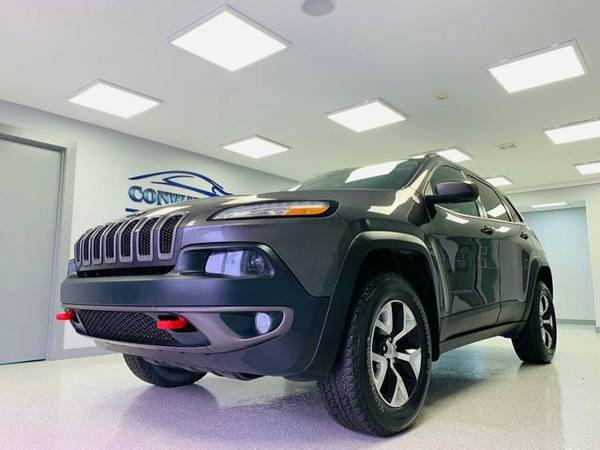 2016 Jeep Cherokee 4WD Trailhawk - cars & trucks - by dealer -... for sale in Streamwood, WI – photo 10