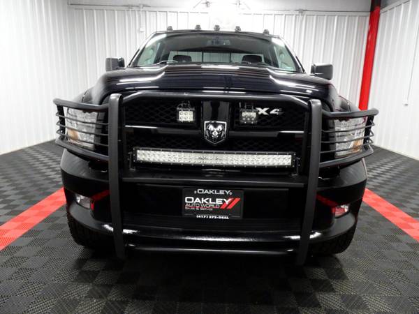 2012 RAM 1500 4WD Reg Cab 120.5" Express pickup Black - cars &... for sale in Branson West, AR – photo 7