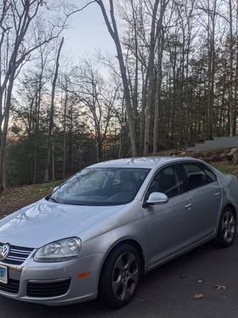 2010 Volkswagen Jetta TDI - cars & trucks - by owner - vehicle... for sale in Bristol, CT – photo 2