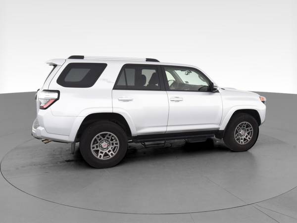 2018 Toyota 4Runner TRD Off-Road Premium Sport Utility 4D suv Silver... for sale in Chicago, IL – photo 12