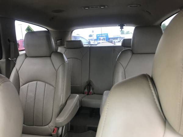 PRICE DROP! 2011 Buick Enclave AWD 4dr CXL-1 for sale in Chesaning, MI – photo 8
